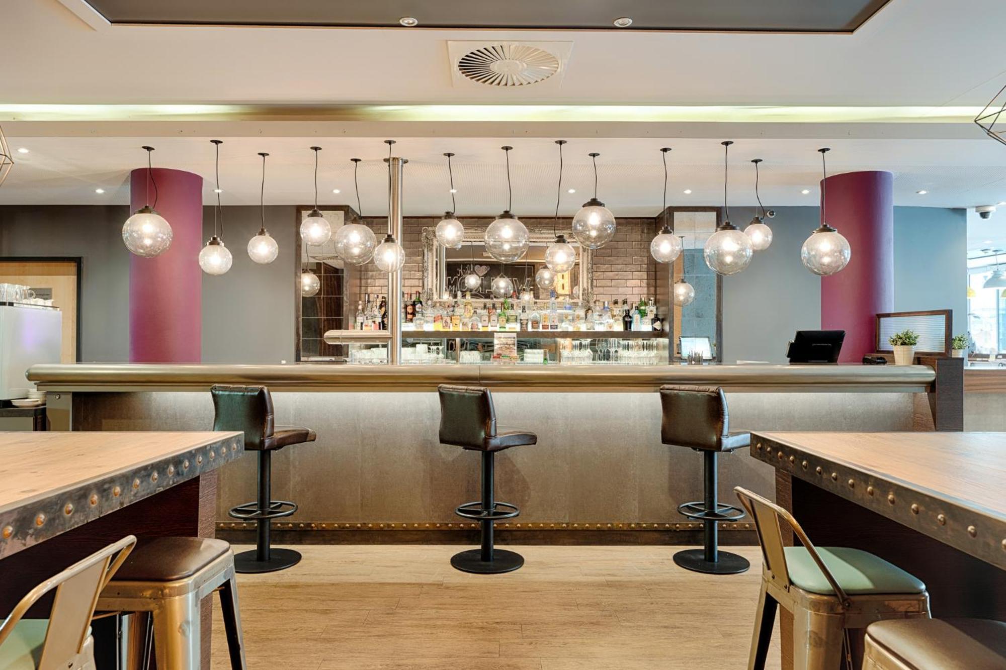 Premier Inn Berlin City Centre Экстерьер фото